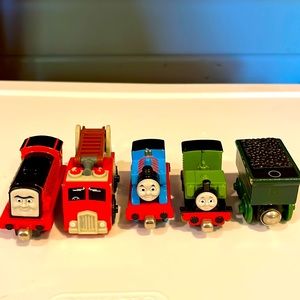 5 Thomas trains GUC